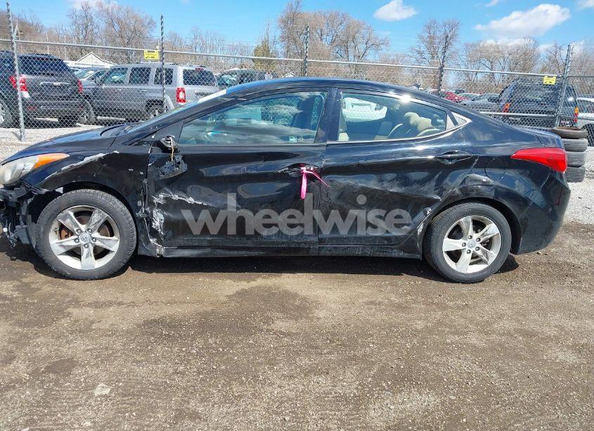 Photo 14 of 2013 Hyundai Elantra GLS (VIN KMHDH4AE0DU738550)
