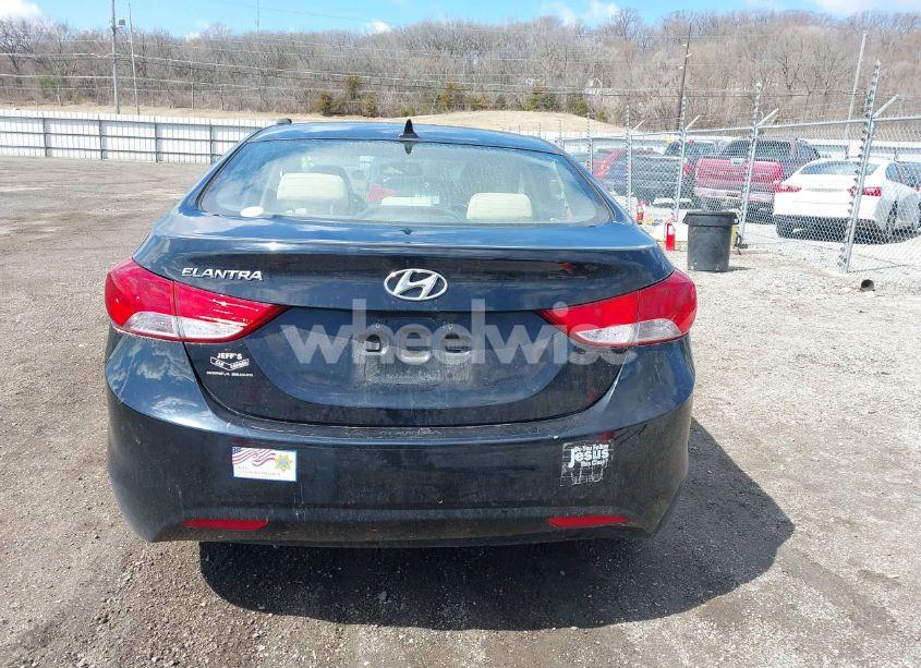 Photo 16 of 2013 Hyundai Elantra GLS (VIN KMHDH4AE0DU738550)