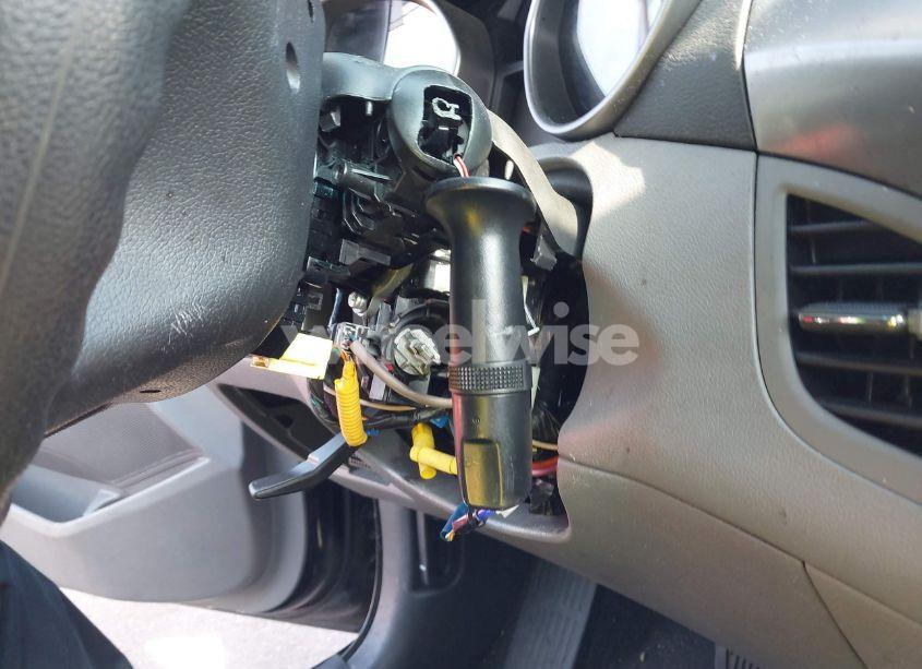 Photo 11 of 2013 Hyundai Elantra GLS (VIN KMHDH4AE0DU927215)