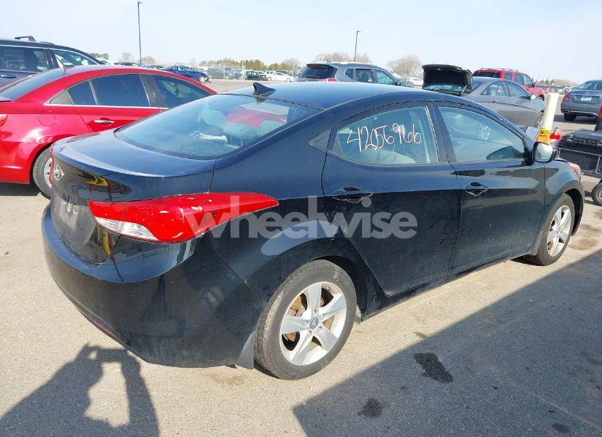Photo 4 of 2013 Hyundai Elantra GLS (VIN KMHDH4AE0DU927215)