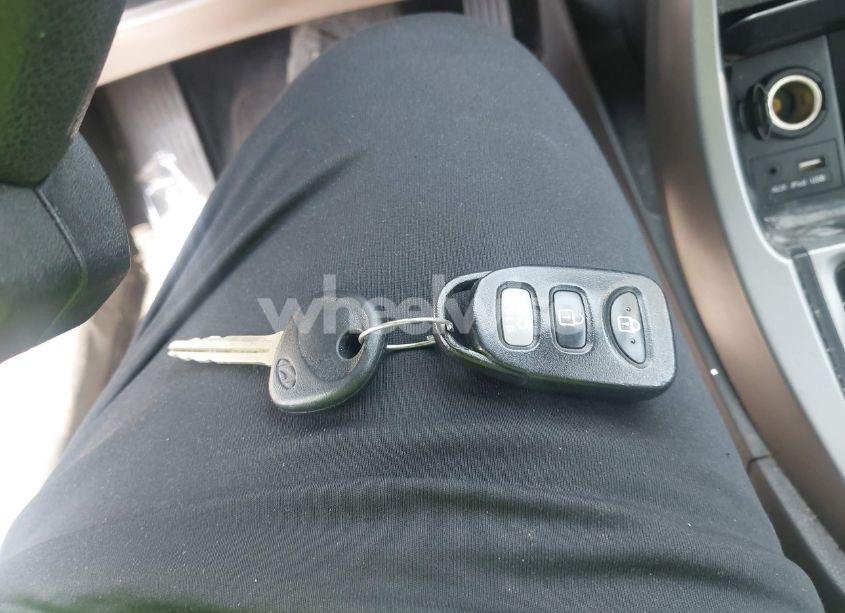 Photo 11 of 2014 Hyundai Elantra SE (VIN KMHDH4AE0EU116726)