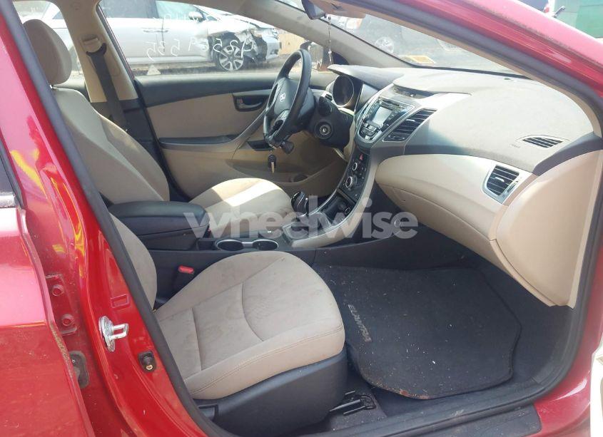 Photo 5 of 2014 Hyundai Elantra SE (VIN KMHDH4AE0EU116726)