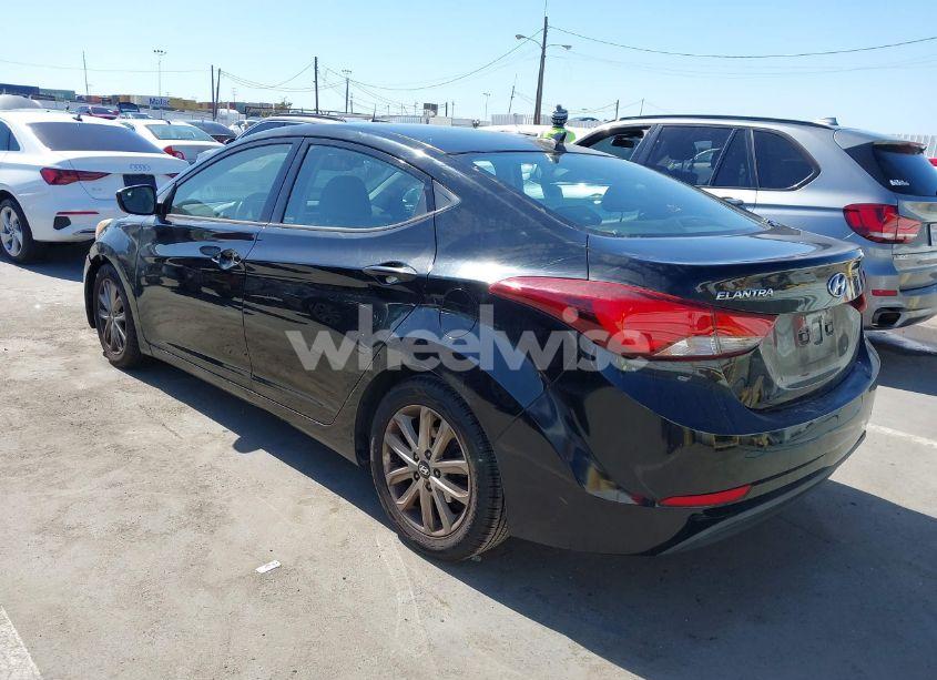 Photo 3 of 2014 Hyundai Elantra SE (VIN KMHDH4AE0EU146342)