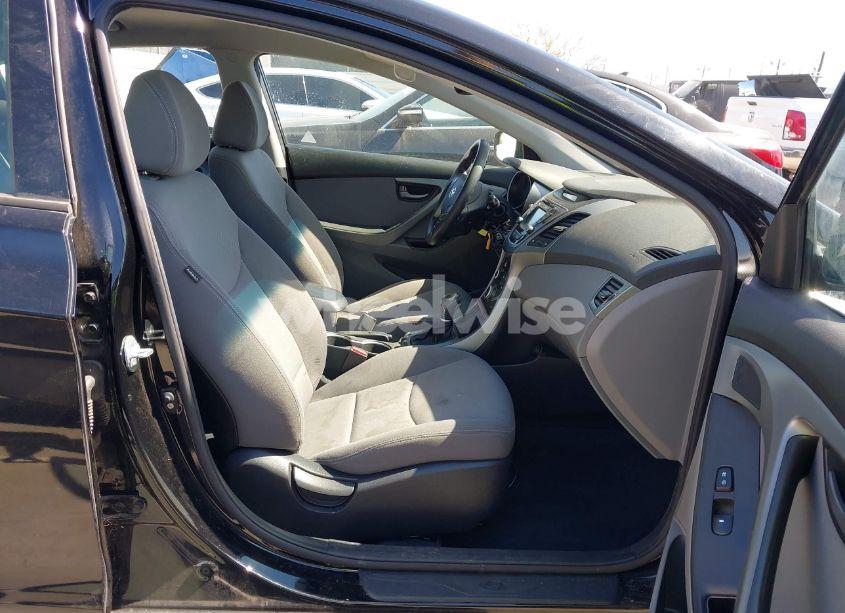 Photo 5 of 2014 Hyundai Elantra SE (VIN KMHDH4AE0EU146342)
