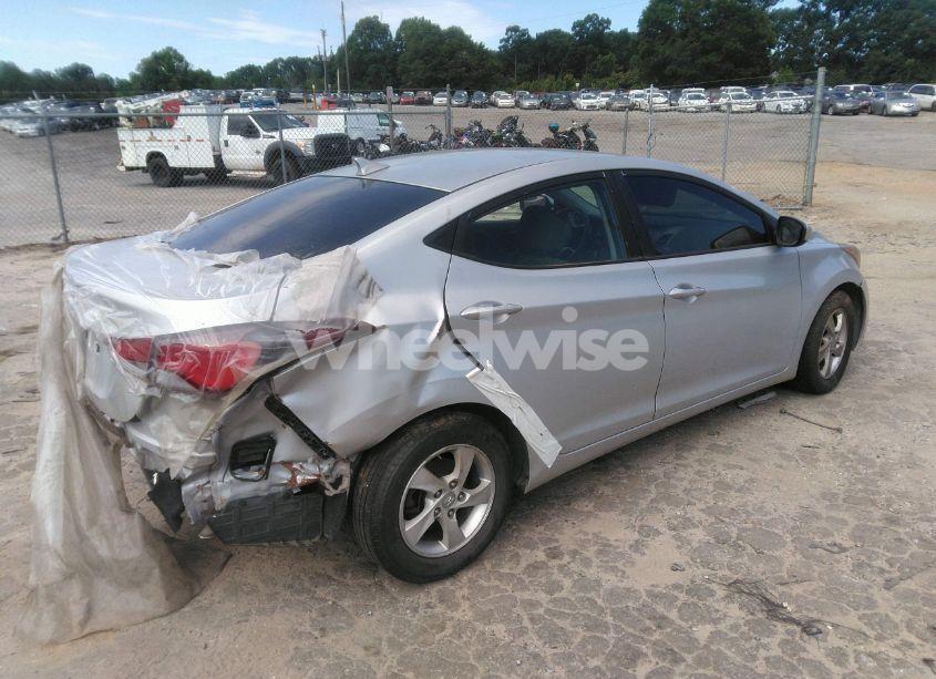 Photo 4 of 2014 Hyundai Elantra SE (ULSAN PLANT) (VIN KMHDH4AE0EU166459)