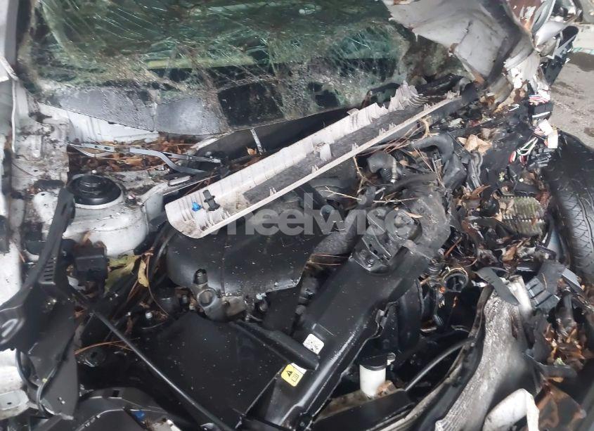 Photo 10 of 2015 Hyundai Elantra SE (ULSAN PLANT) (VIN KMHDH4AE0FU342153)