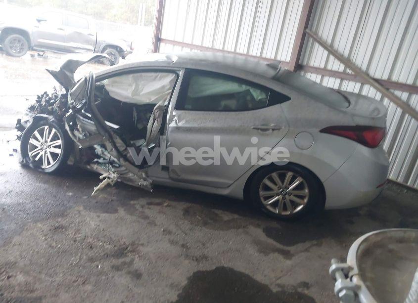 Photo 3 of 2015 Hyundai Elantra SE (ULSAN PLANT) (VIN KMHDH4AE0FU342153)