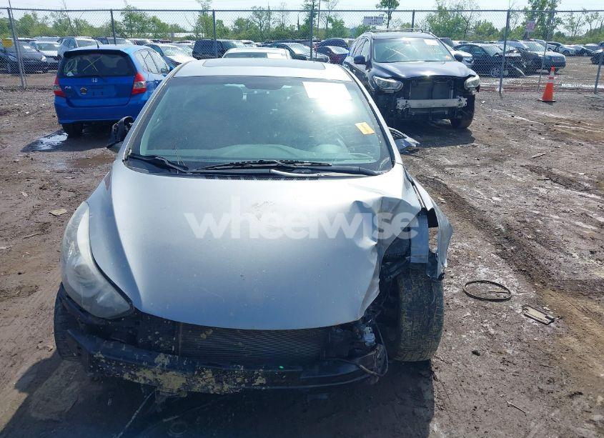 Photo 13 of 2015 Hyundai Elantra LIMITED (VIN KMHDH4AE0FU343335)