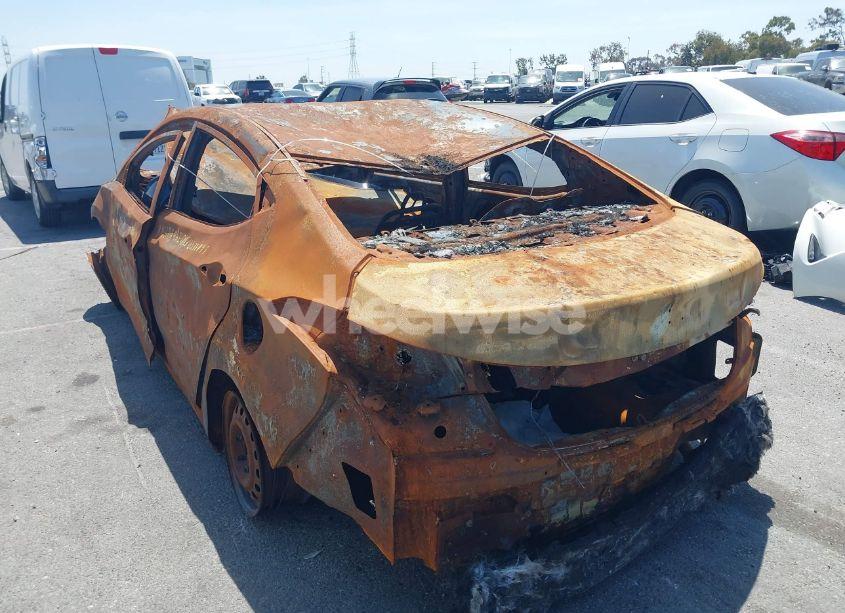 Photo 3 of 2016 Hyundai Elantra SE (VIN KMHDH4AE0GU531497)