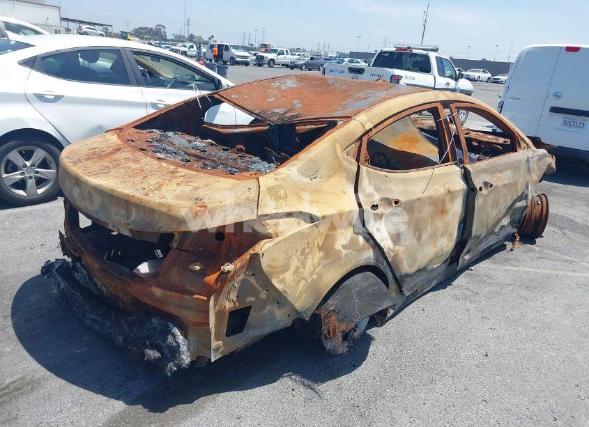 Photo 4 of 2016 Hyundai Elantra SE (VIN KMHDH4AE0GU531497)