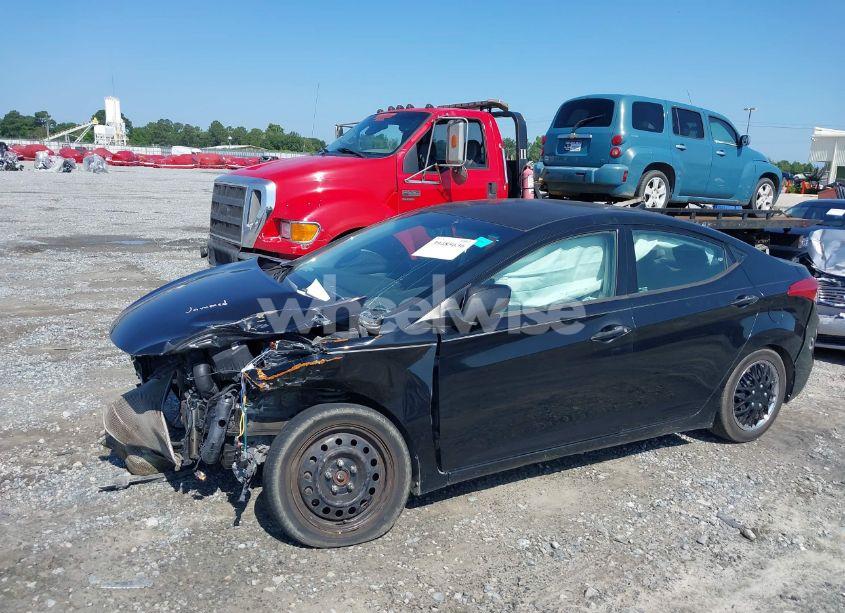 Photo 2 of 2013 Hyundai Elantra GLS (ULSAN PLANT) (VIN KMHDH4AE1DU620748)