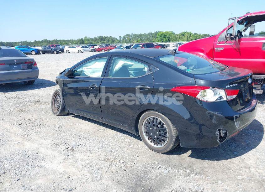 Photo 3 of 2013 Hyundai Elantra GLS (ULSAN PLANT) (VIN KMHDH4AE1DU620748)