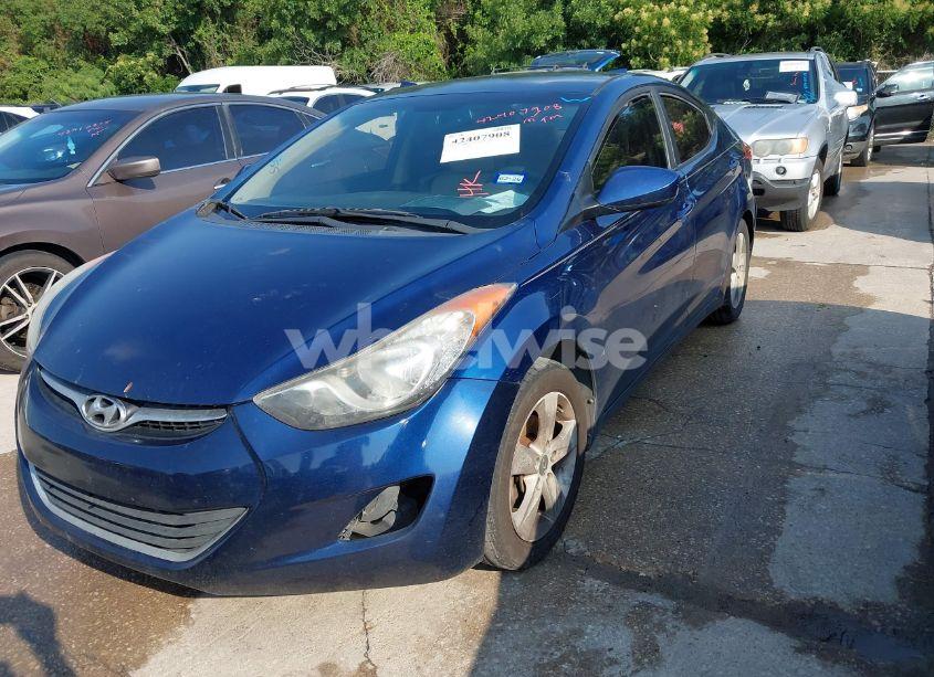 Photo 2 of 2013 Hyundai Elantra GLS (VIN KMHDH4AE1DU670761)