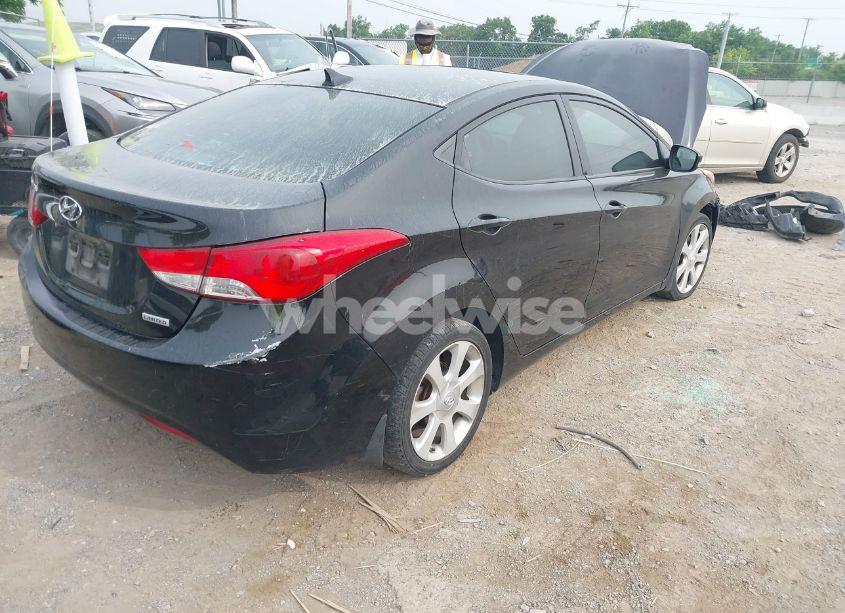 Photo 4 of 2013 Hyundai Elantra LIMITED (VIN KMHDH4AE1DU962474)