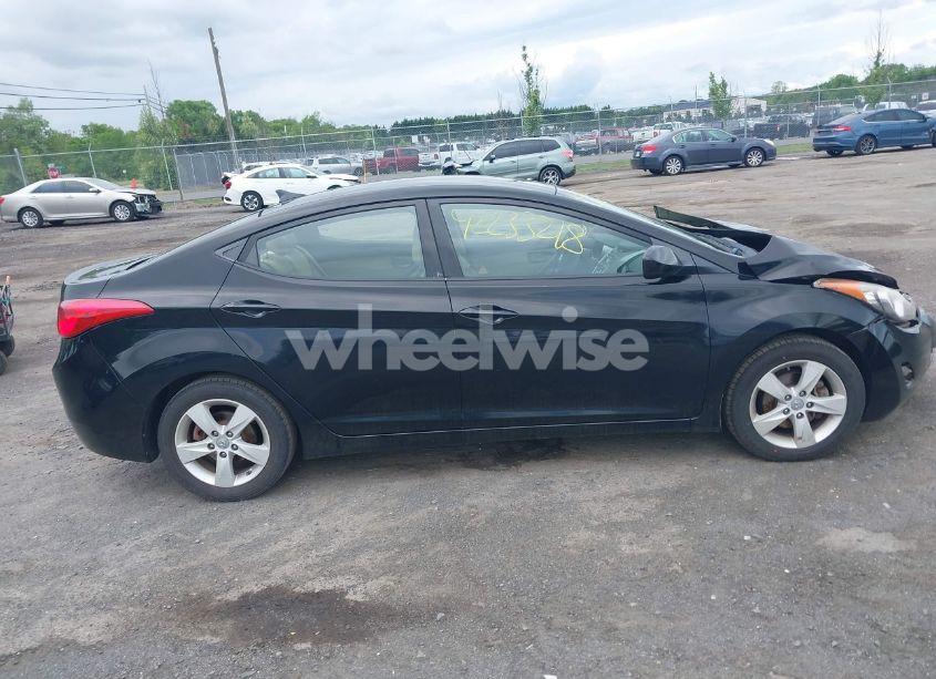 Photo 13 of 2013 Hyundai Elantra GLS (VIN KMHDH4AE1DU995040)