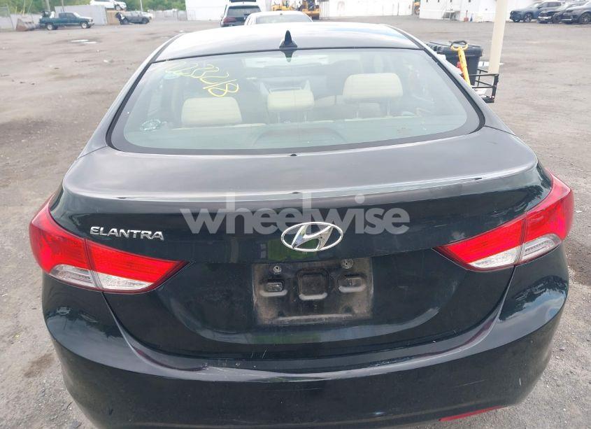 Photo 16 of 2013 Hyundai Elantra GLS (VIN KMHDH4AE1DU995040)