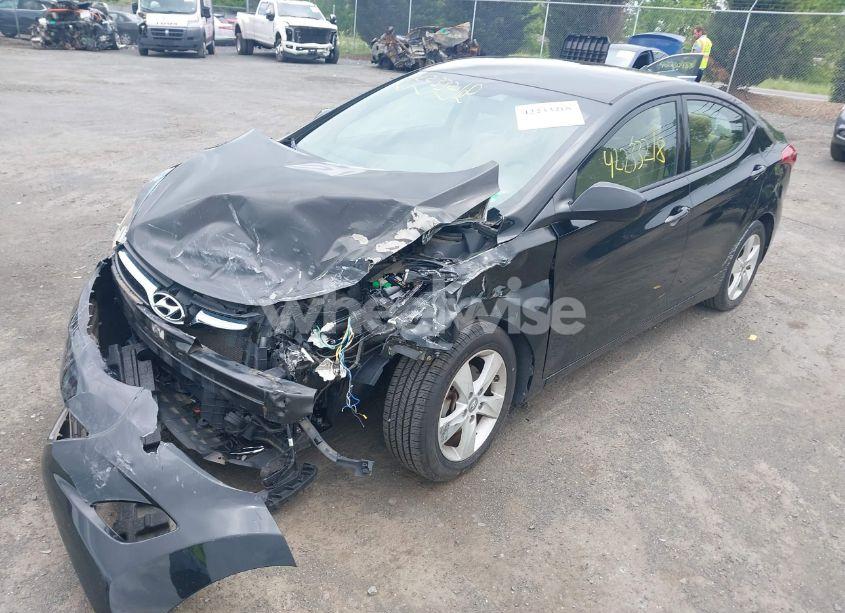 Photo 2 of 2013 Hyundai Elantra GLS (VIN KMHDH4AE1DU995040)