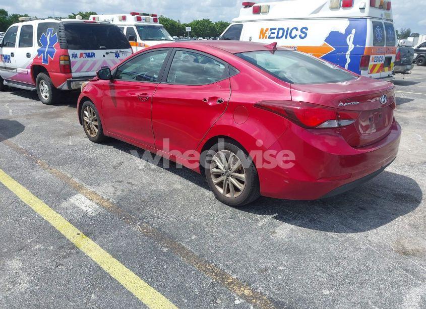 Photo 3 of 2014 Hyundai Elantra SE (VIN KMHDH4AE1EU149928)