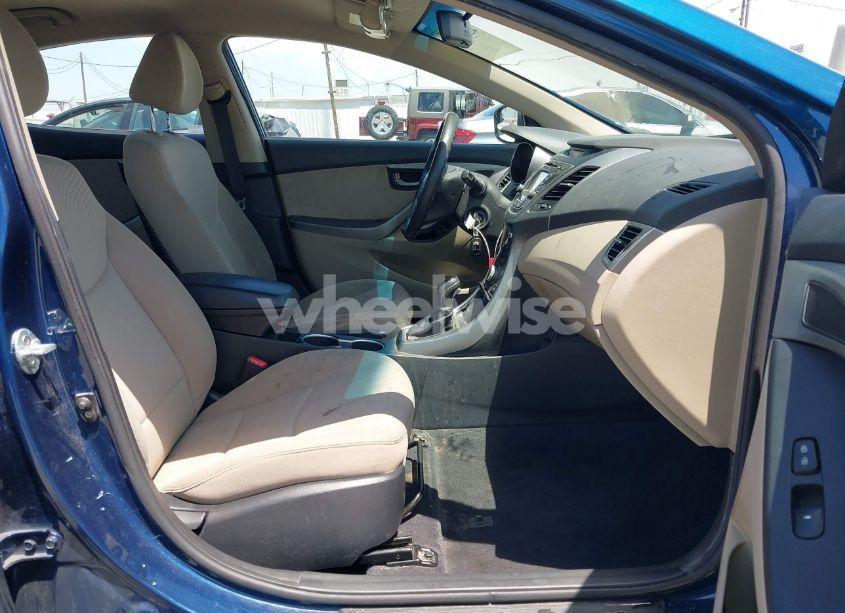Photo 5 of 2014 Hyundai Elantra SE (VIN KMHDH4AE1EU176823)