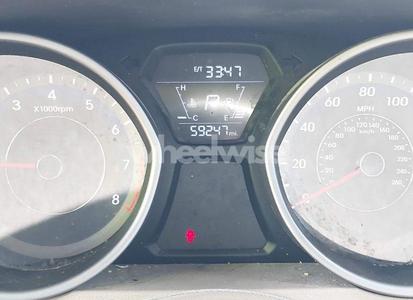 Photo 7 of 2014 Hyundai Elantra SE (VIN KMHDH4AE1EU176823)