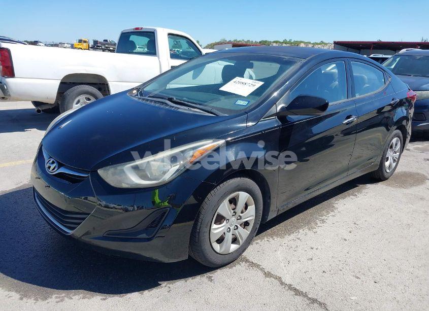 Photo 2 of 2016 Hyundai Elantra SE (VIN KMHDH4AE1GU546526)