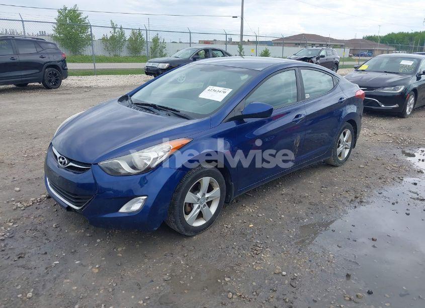 Photo 2 of 2013 Hyundai Elantra GLS (VIN KMHDH4AE2DU579336)