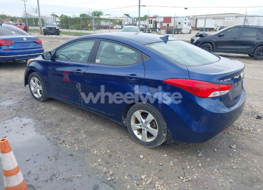 Photo 3 of 2013 Hyundai Elantra GLS (VIN KMHDH4AE2DU579336)