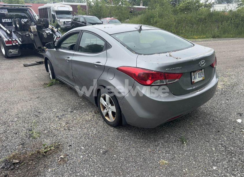 Photo 3 of 2013 Hyundai Elantra GLS (VIN KMHDH4AE2DU931783)