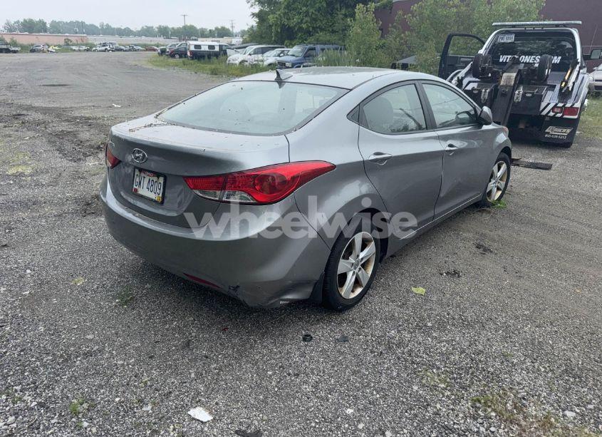 Photo 4 of 2013 Hyundai Elantra GLS (VIN KMHDH4AE2DU931783)