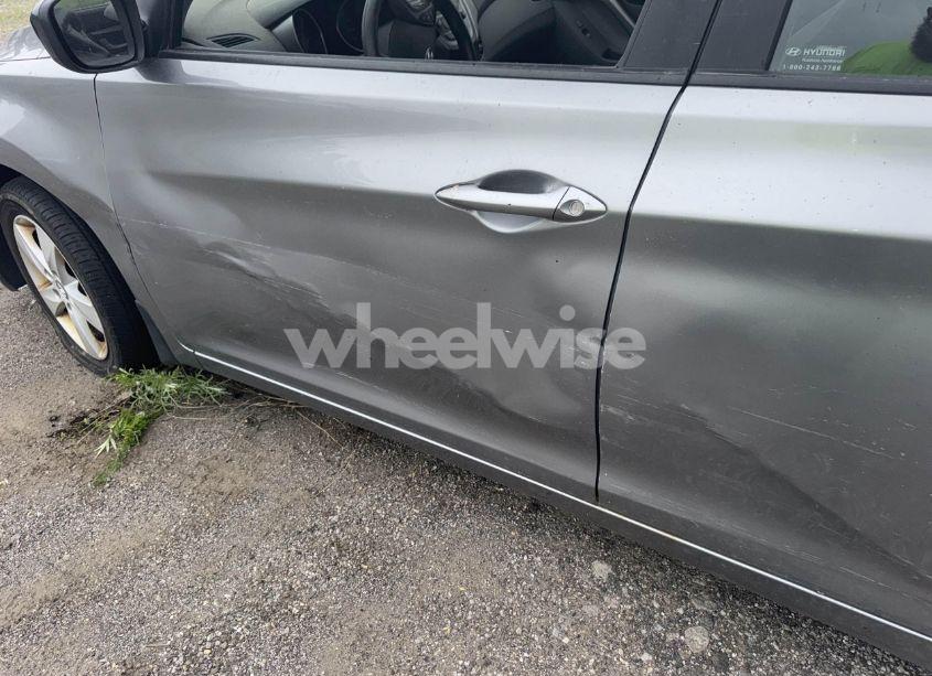 Photo 6 of 2013 Hyundai Elantra GLS (VIN KMHDH4AE2DU931783)