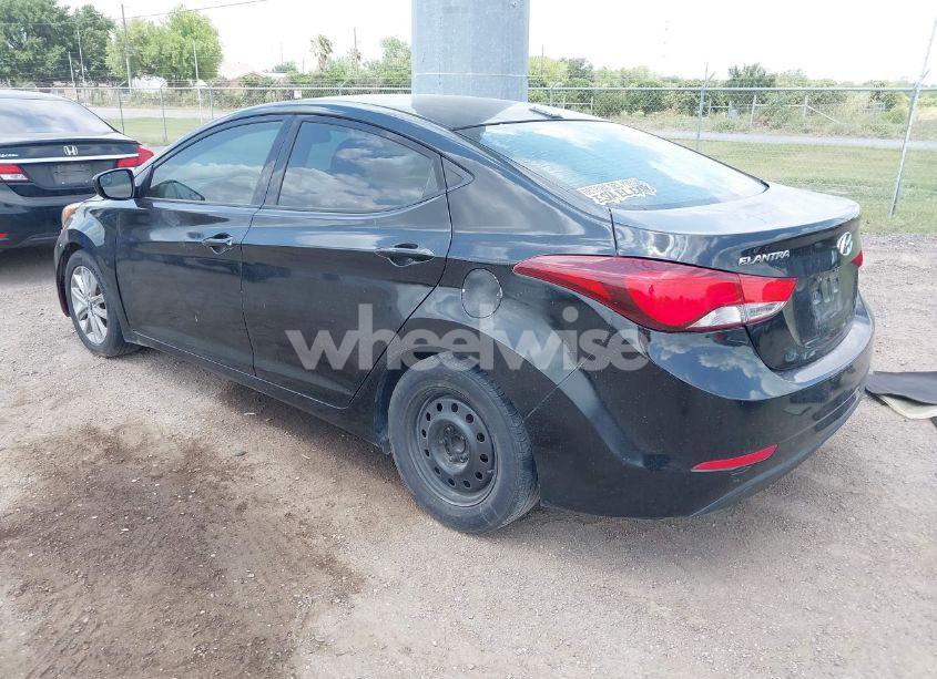 Photo 3 of 2014 Hyundai Elantra SE (VIN KMHDH4AE2EU071952)