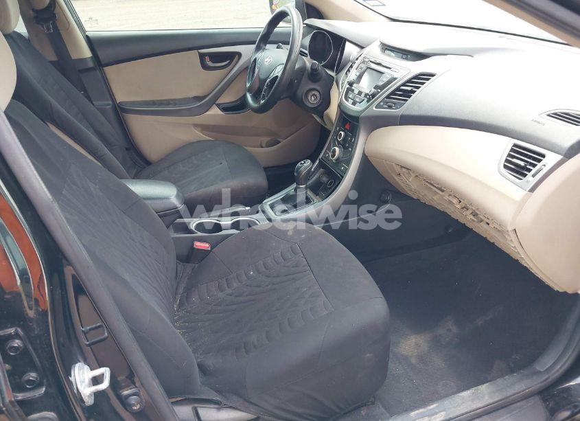 Photo 5 of 2014 Hyundai Elantra SE (VIN KMHDH4AE2EU071952)