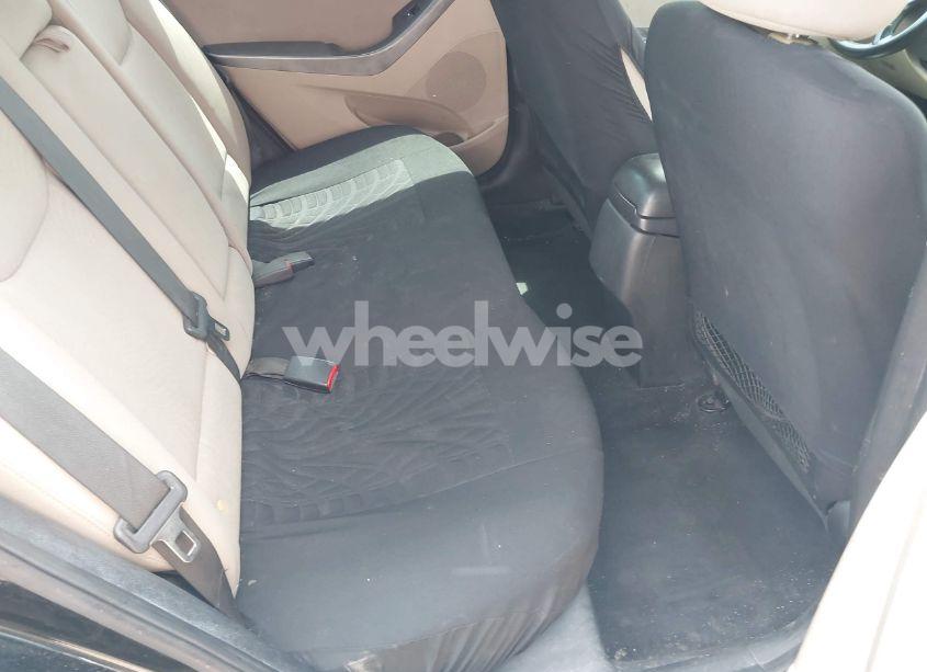 Photo 8 of 2014 Hyundai Elantra SE (VIN KMHDH4AE2EU071952)