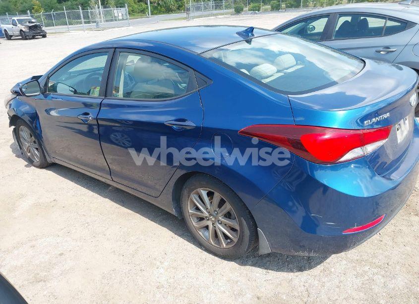 Photo 3 of 2015 Hyundai Elantra SE (VIN KMHDH4AE2FU320929)