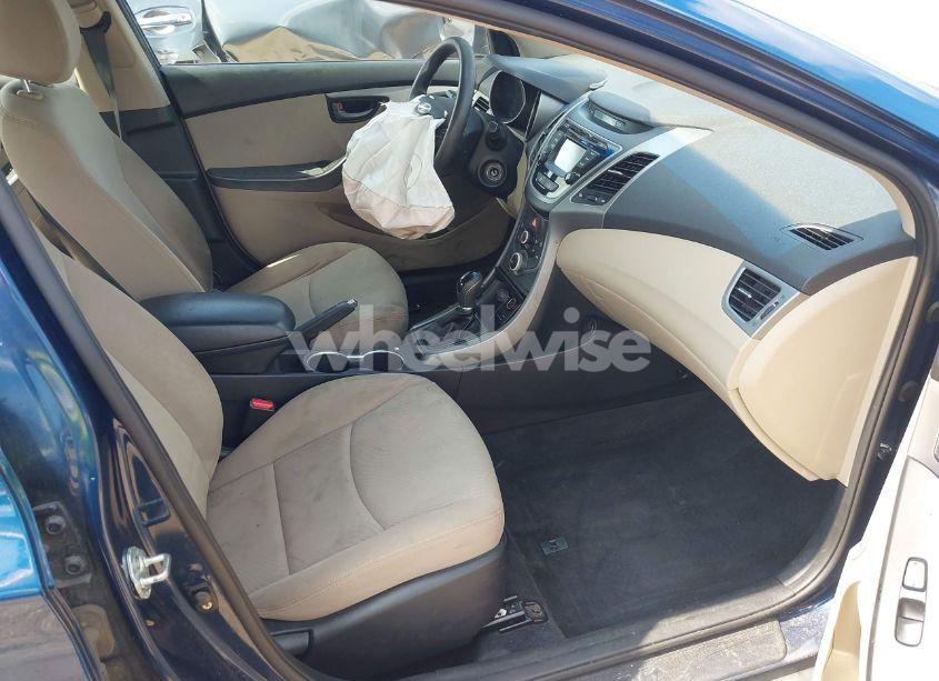 Photo 5 of 2015 Hyundai Elantra SE (VIN KMHDH4AE2FU320929)