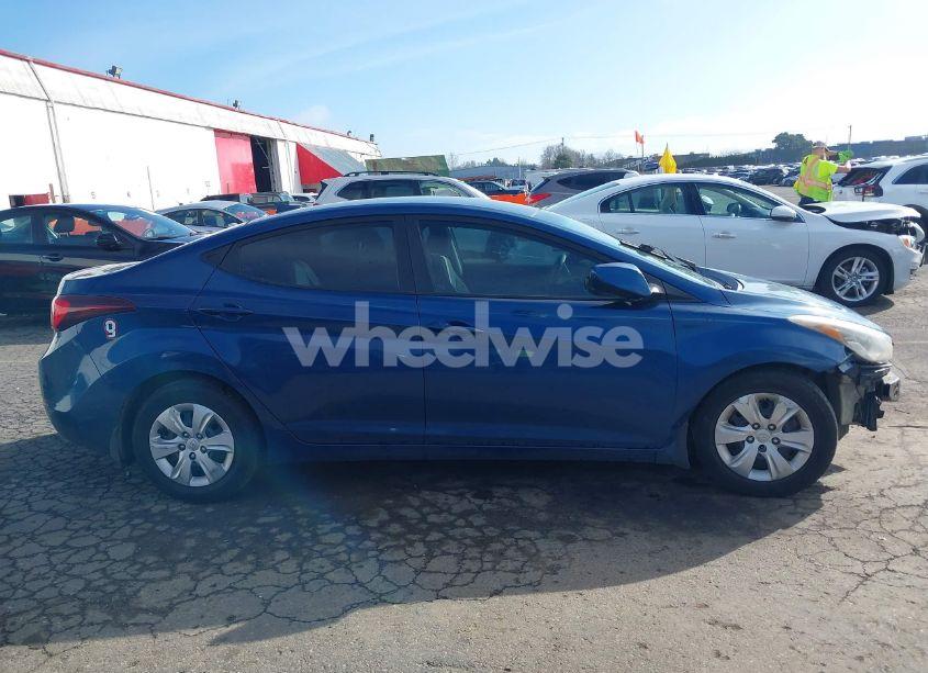 Photo 12 of 2016 Hyundai Elantra SE (VIN KMHDH4AE2GU525314)