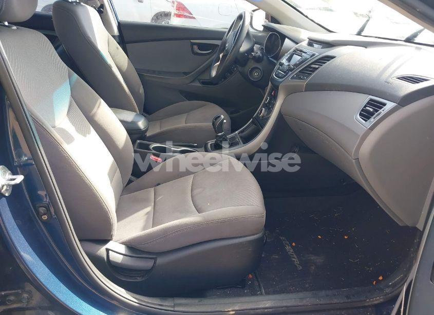 Photo 5 of 2016 Hyundai Elantra SE (VIN KMHDH4AE2GU525314)