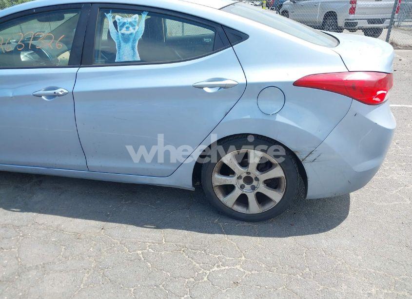 Photo 12 of 2013 Hyundai Elantra LIMITED (VIN KMHDH4AE3DU509859)