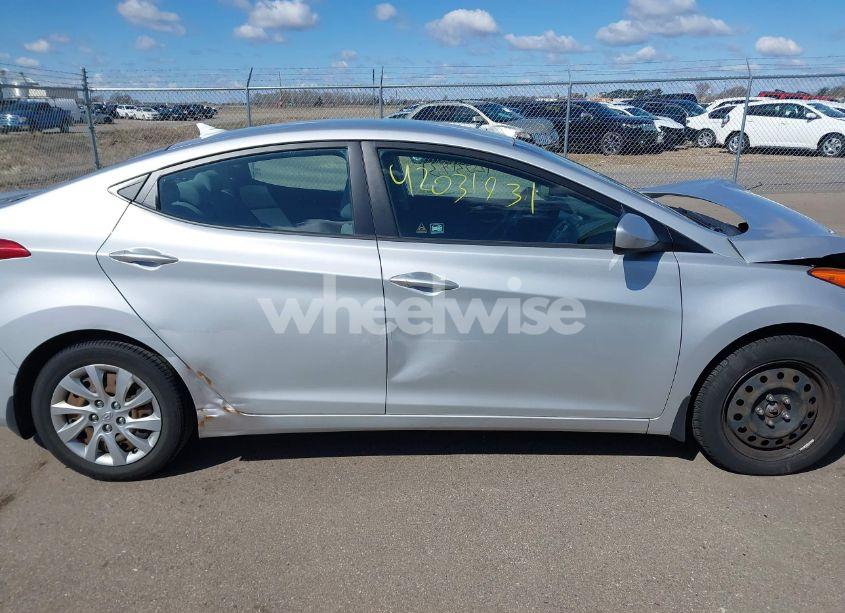 Photo 13 of 2013 Hyundai Elantra GLS (VIN KMHDH4AE3DU559158)