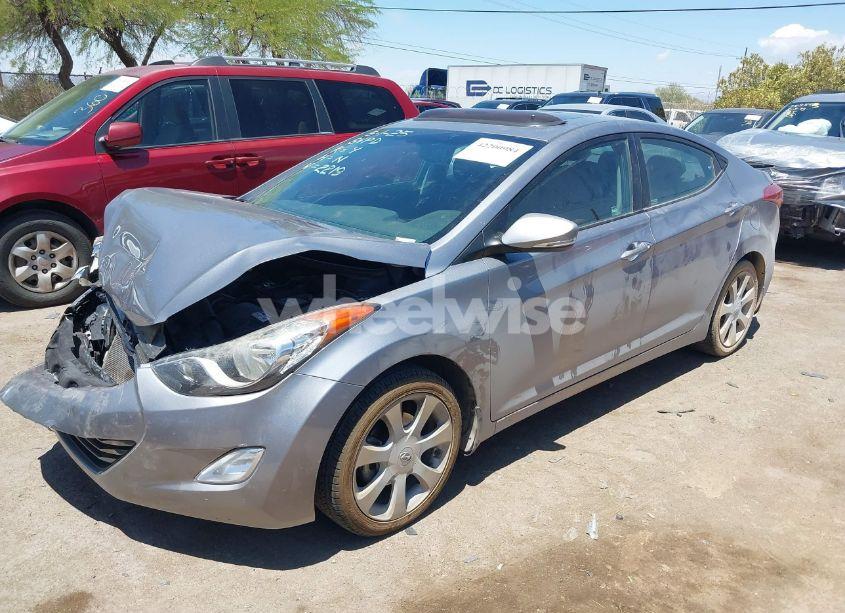 Photo 2 of 2013 Hyundai Elantra LIMITED (VIN KMHDH4AE3DU672219)