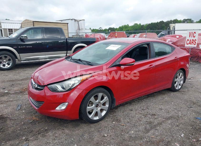Photo 2 of 2013 Hyundai Elantra LIMITED (VIN KMHDH4AE3DU940377)