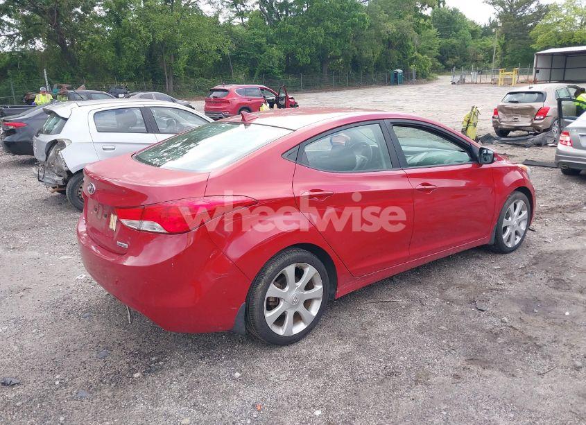 Photo 4 of 2013 Hyundai Elantra LIMITED (VIN KMHDH4AE3DU940377)