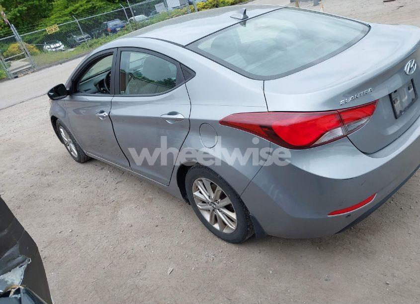Photo 3 of 2015 Hyundai Elantra SE (VIN KMHDH4AE3FU223481)