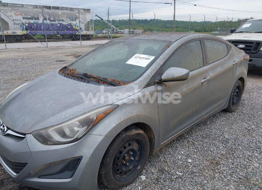 Photo 2 of 2016 Hyundai Elantra SE (VIN KMHDH4AE3GU523605)