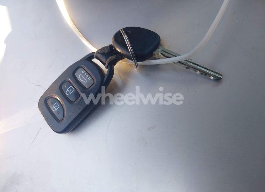 Photo 11 of 2016 Hyundai Elantra SE (VIN KMHDH4AE3GU586929)