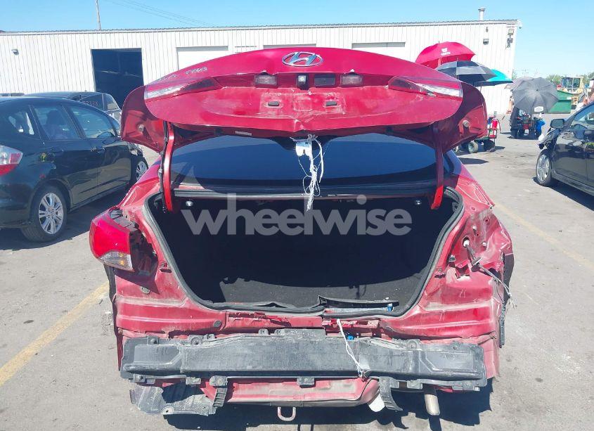 Photo 17 of 2016 Hyundai Elantra SE (VIN KMHDH4AE3GU586929)