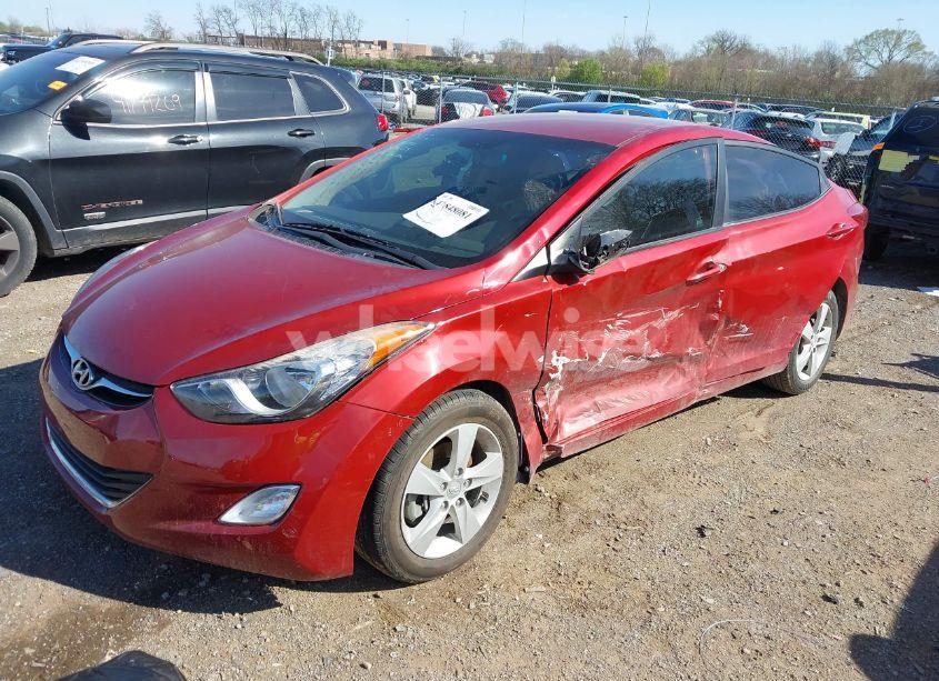 Photo 2 of 2013 Hyundai Elantra GLS (VIN KMHDH4AE4DU527562)