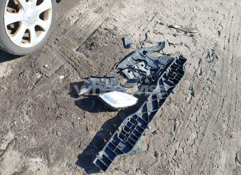 Photo 12 of 2013 Hyundai Elantra LIMITED (VIN KMHDH4AE4DU574977)