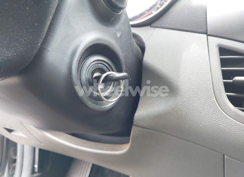 Photo 11 of 2013 Hyundai Elantra GLS (VIN KMHDH4AE4DU579032)