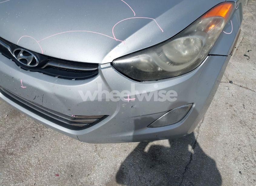 Photo 13 of 2013 Hyundai Elantra LIMITED (VIN KMHDH4AE4DU703817)